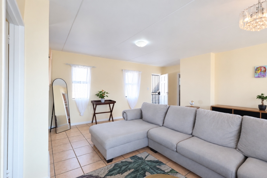 2 Bedroom Property for Sale in Parklands Western Cape